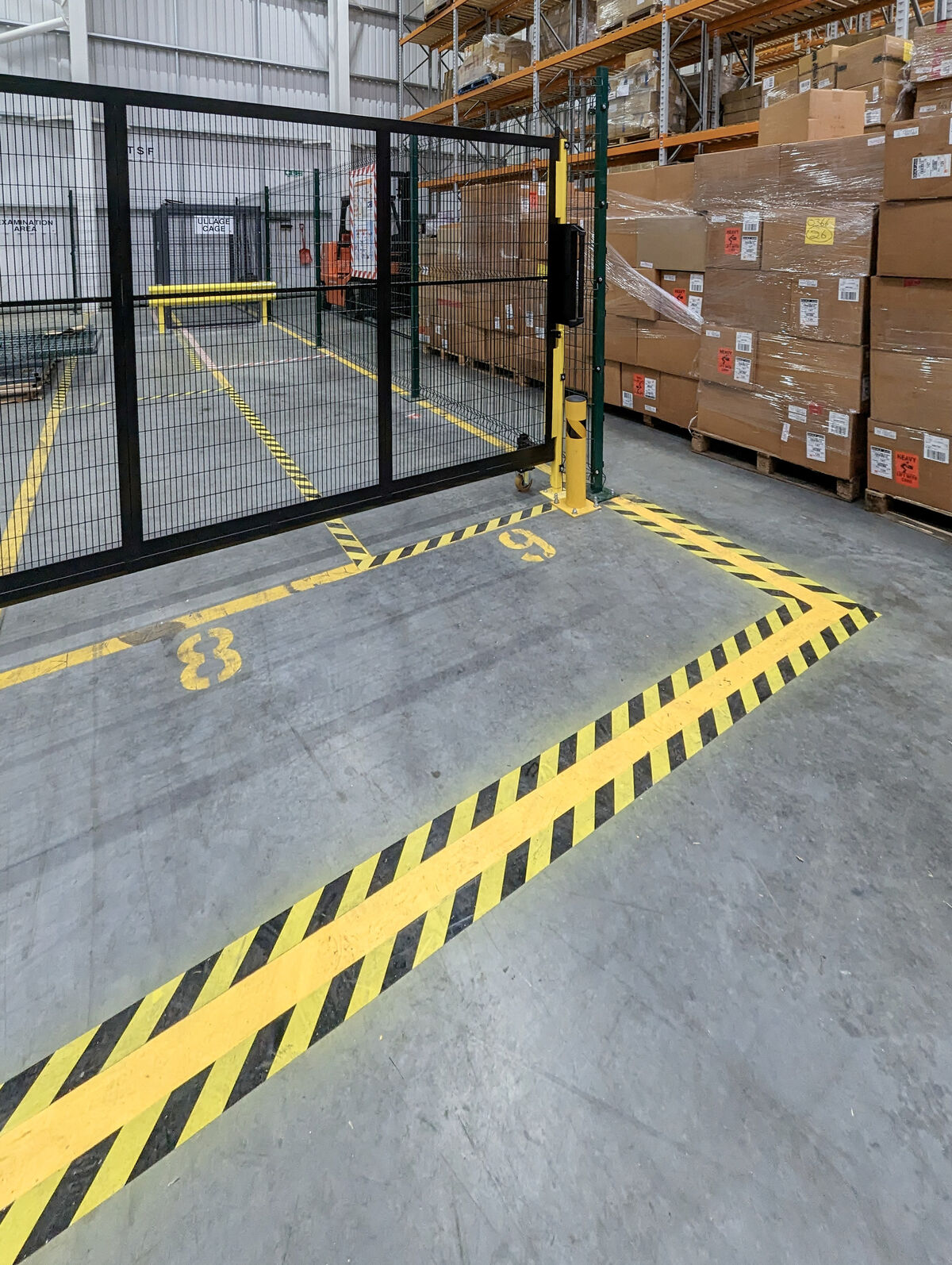 Large opening sliding door